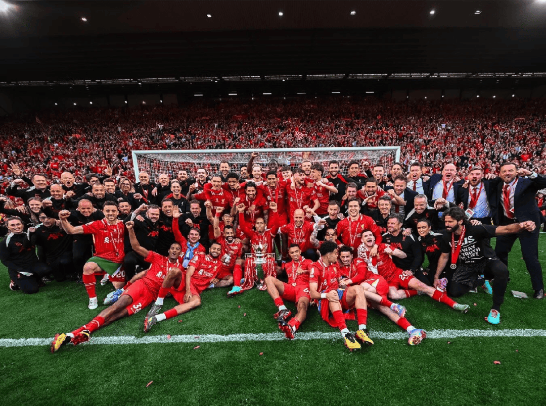 《尘白禁区》针对角色性别问题发布公告：删除男性角色