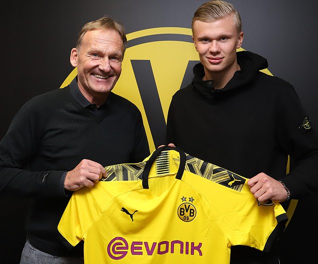 记者：费内巴切预计今天敲定贡多齐交易，转会总价2700万欧