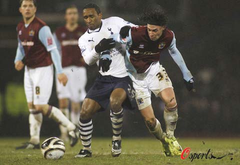 玩家晒《黑神话》全景光追截图：场景氛围感十足！