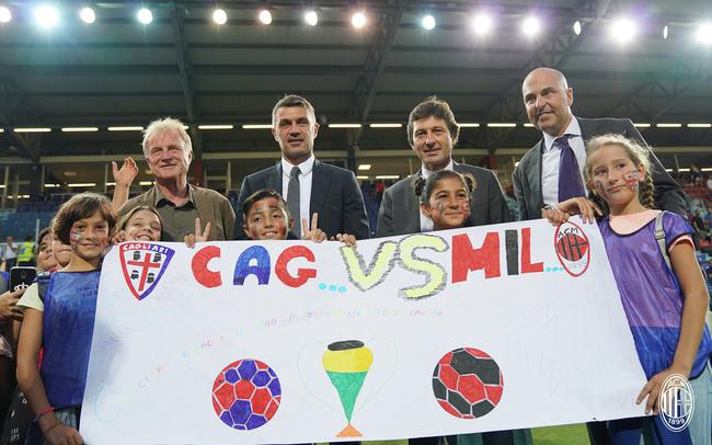 [德甲]拜仁前场任意球 奥利塞主罚轰入近角