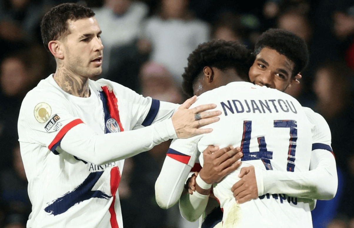 北京又遭爆冷吞连败！史密斯45+9+9献关键三分 周琦9+10杰曼34+6